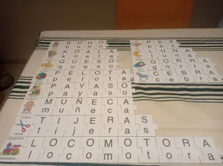 Juego educativo Akros Busca las letras