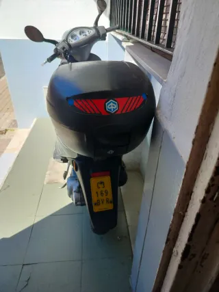 Piaggio Vespa Azul 49cc ITV al día