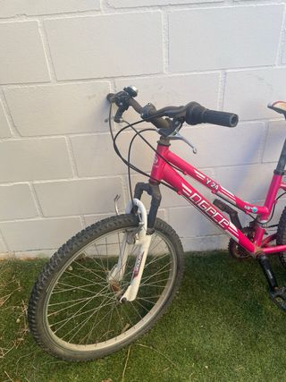 Bicicleta niña 24 - funciona.