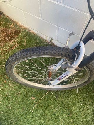 Bicicleta niña 24 - funciona.