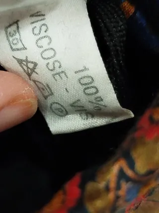 Gonna fantasia paisley