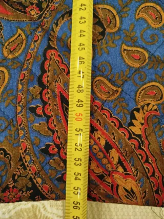 Gonna fantasia paisley