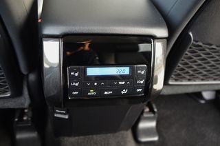 Toyota Land Cruiser+Todos los extras+Techo+Navegac