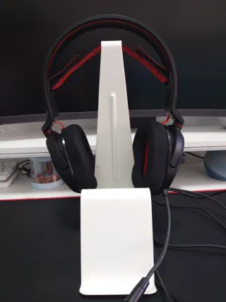 Cascos Gaming Negros con Detalles Rojos