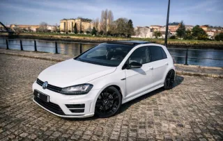 Volkswagen Golf R