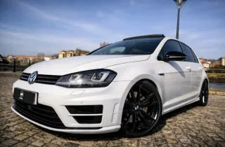 Volkswagen Golf R