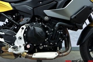 BMW F 900 XR EXCLUSIVE