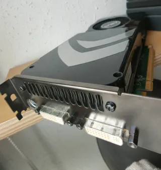 Tarjeta Gráfica ASUS EN8800GTS 512MB