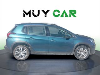 Peugeot 2008 PureTech 110 Allure EAT6 81 kW (110 CV)
