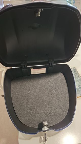 Baúl Vespa 32-L Original Azul