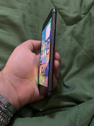 iPhone 8 256GB Space Gray