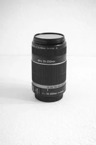Objetivo Canon EF-s 55-250mm IS