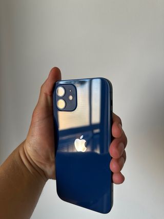 iPhone 12 Azul (83% Batería)
