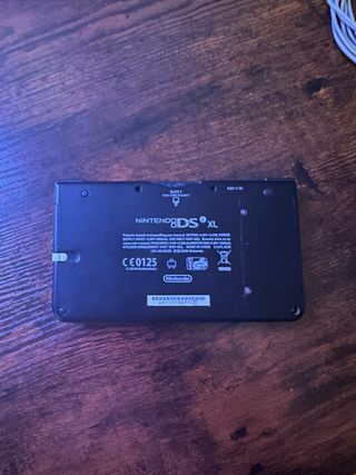 Nintendo DSi XL Azul
