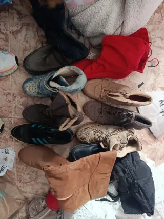 Lote Calzado Talla 39/40