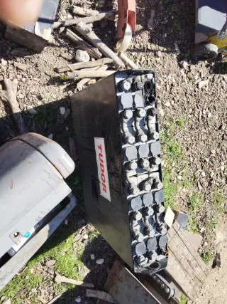 Transpaleta electrónico 2 ud