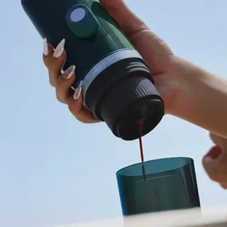 Cafetera Eléctrica Portátil MFM ACTIVITY