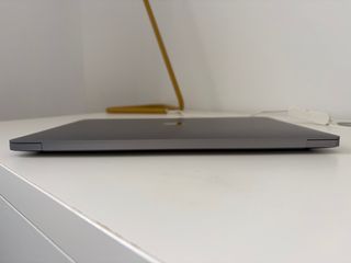 MacBook Air 13 i7 4 núcleos 2020 16GB 512GB ITA