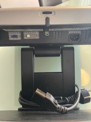 Monitor HP 17 P9625A