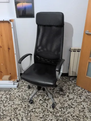 Silla de oficina Markus negra