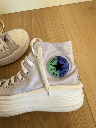 Zapatillas Converse plataforma lilas
