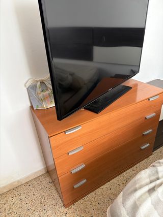 Cómoda de dormitorio 4 cajones