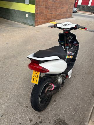 Yamaha Jog RR Scooter