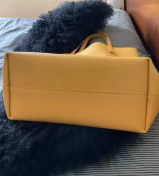 Bolso Tote Purificación García Amarillo