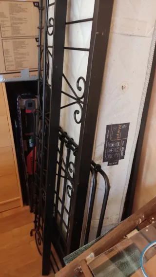 Cama Diván Ikea Forja Negra