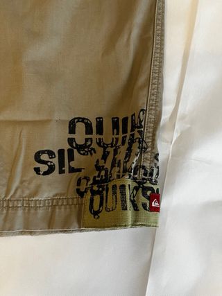 Pantalón Corto Quiksilver Estilo Jorts