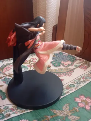 Figura Nezuko Kimetsu no Yaiba