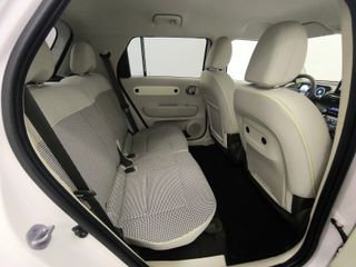 Hyundai INSTER TECNO 115CV 49KwH 2025