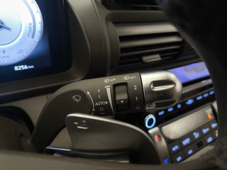 Hyundai INSTER TECNO 115CV 49KwH 2025