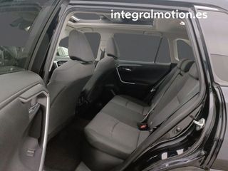 Toyota Rav4 2.5l 220H Advance