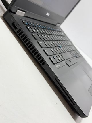 Dell Latitude E5470 i5 / 8GB / 256GB