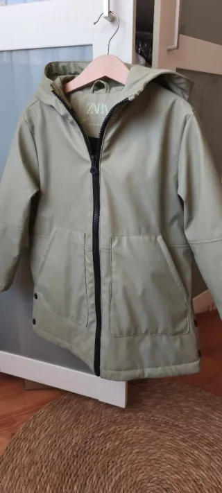 Chubasquero Zara Talla 7