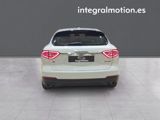 Maserati Levante V6 275 HP D AWD