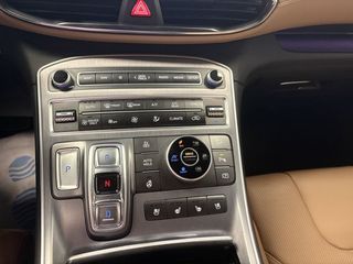 HYUNDAI Santa Fe 1.6 TGDi PHEV Style Auto 4x4