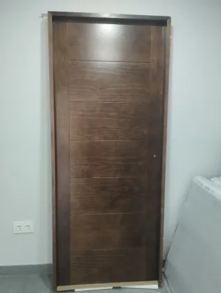 Puerta interior madera pino maciza