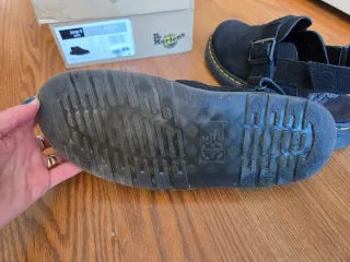 Zoccoli Dr. Martens Jorge II in suede nero T40