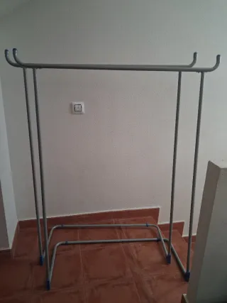 1 Burro perchero metal SOLO TENGO 1