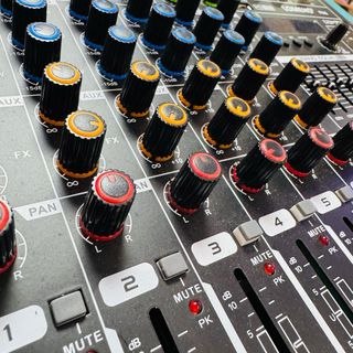 Mesa de Mezcla Lomeho PA6 DSP256