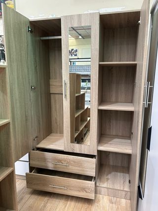 Armario 3 puertas con espejo y cajones