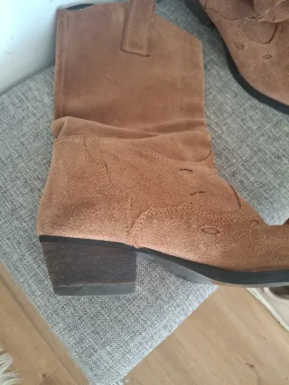 Botas camperas nobuck tostadas