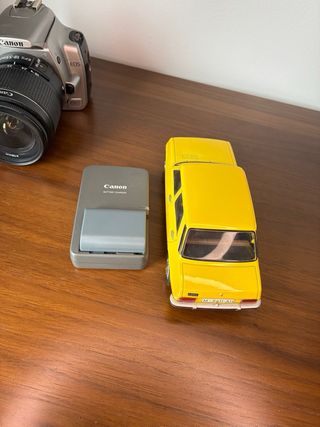 Canon EOS 350D + Lente EF-S 18-55mm