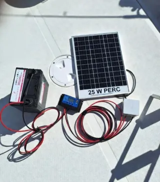 Panel Solar Regulador,barco, caravana CONECTADO