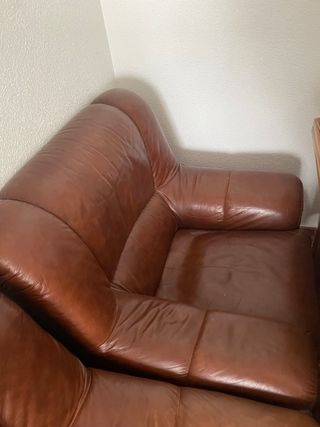 Sofá de piel y 2 sillones individuales
