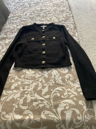 Chaqueta H&M Negra Botones Dorados