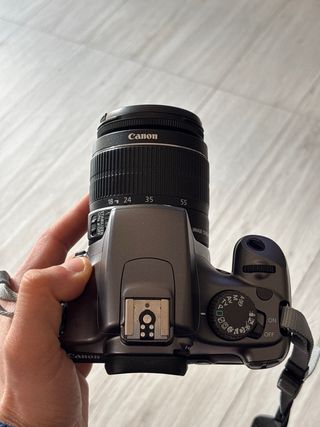 Macchina fotografica Canon EOS 1100D