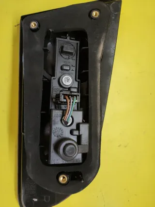 PILOTO TRASERO DERECHO SEAT IBIZA 6L PORTON OSCURO